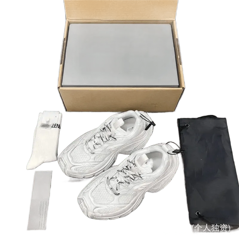 Balenciaga Retro Chunky Sneakers: Unisex White Streetwear
