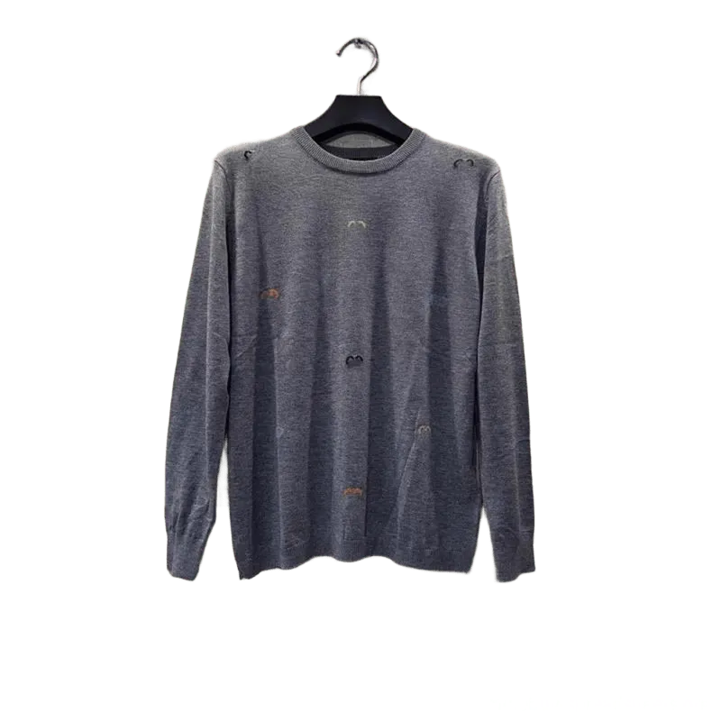 Gucci Men's Gray Knit Sweater: Classic & Warm