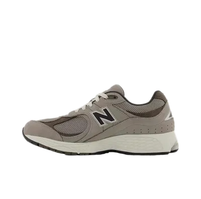 New Balance Light Grey Suede Retro Cushioned Sneakers
