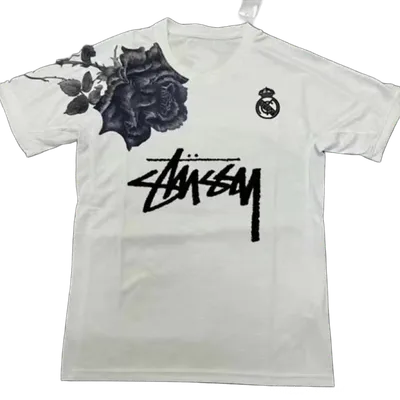 Stussy Classic White Cotton T-Shirt: 90s Streetwear Unisex