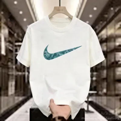 Nike Unisex White Cotton Tee: Breathable Swoosh Logo T-Shirt