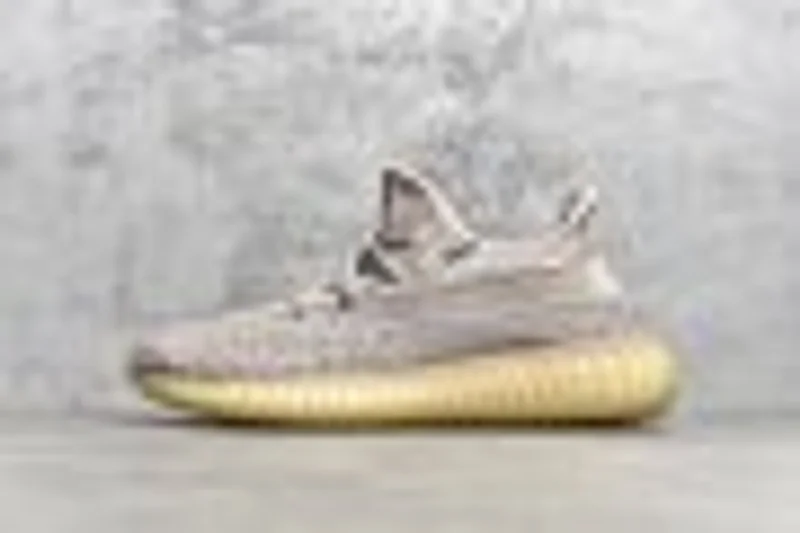 YEEZY 350 V2 Ash Yellow Gradient Boost Running Shoes